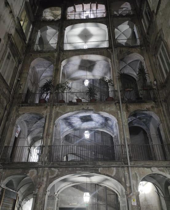 Fashion Cathedral Apartment, Centro Storico Napoli Eksteriør bilde